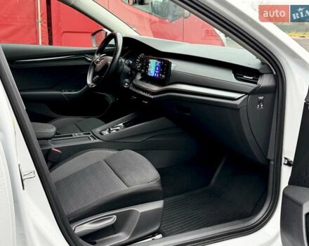 Білий Шкода Октавія, об'ємом двигуна 2 л та пробігом 308 тис. км за 17700 $, фото 42 на Automoto.ua