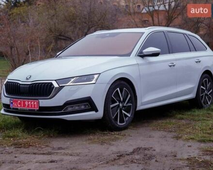 Білий Шкода Октавія, об'ємом двигуна 2 л та пробігом 199 тис. км за 19950 $, фото 4 на Automoto.ua