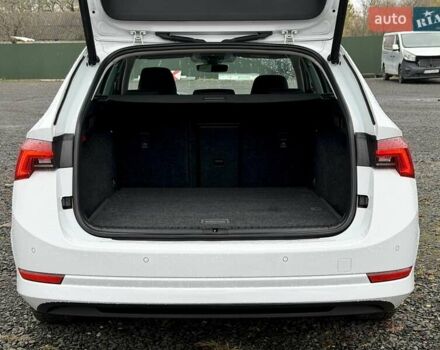 Білий Шкода Октавія, об'ємом двигуна 2 л та пробігом 308 тис. км за 17700 $, фото 17 на Automoto.ua