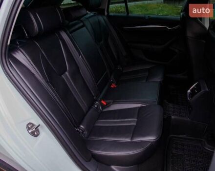 Білий Шкода Октавія, об'ємом двигуна 2 л та пробігом 199 тис. км за 19950 $, фото 74 на Automoto.ua