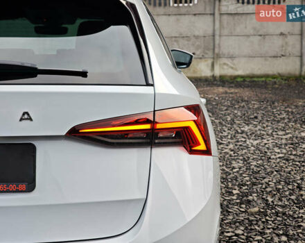 Белый Шкода Октавия, объемом двигателя 2 л и пробегом 179 тыс. км за 23999 $, фото 17 на Automoto.ua