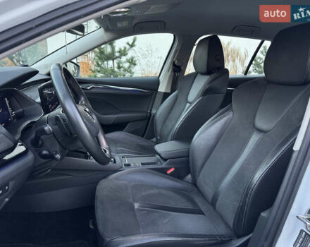 Белый Шкода Октавия, объемом двигателя 1.97 л и пробегом 232 тыс. км за 20500 $, фото 10 на Automoto.ua