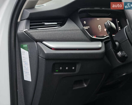 Белый Шкода Октавия, объемом двигателя 2 л и пробегом 179 тыс. км за 23999 $, фото 26 на Automoto.ua