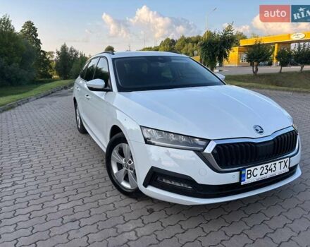 Белый Шкода Октавия, объемом двигателя 1.97 л и пробегом 213 тыс. км за 19000 $, фото 3 на Automoto.ua