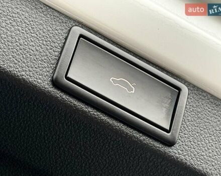 Білий Шкода Октавія, об'ємом двигуна 2 л та пробігом 308 тис. км за 17700 $, фото 20 на Automoto.ua