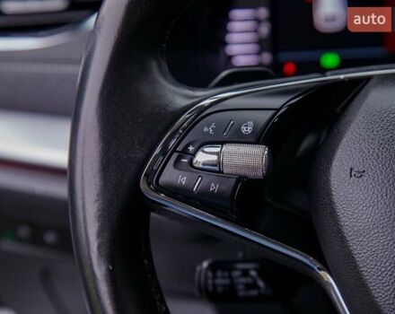 Білий Шкода Октавія, об'ємом двигуна 2 л та пробігом 199 тис. км за 19950 $, фото 51 на Automoto.ua