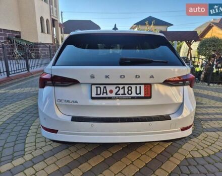 Белый Шкода Октавия, объемом двигателя 2 л и пробегом 218 тыс. км за 21800 $, фото 32 на Automoto.ua