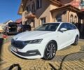 Белый Шкода Октавия, объемом двигателя 2 л и пробегом 218 тыс. км за 21800 $, фото 1 на Automoto.ua