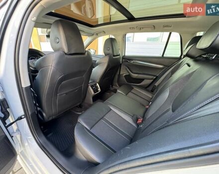 Білий Шкода Октавія, об'ємом двигуна 1.97 л та пробігом 210 тис. км за 21900 $, фото 65 на Automoto.ua