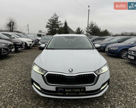 Білий Шкода Октавія, об'ємом двигуна 1.97 л та пробігом 211 тис. км за 24200 $, фото 5 на Automoto.ua