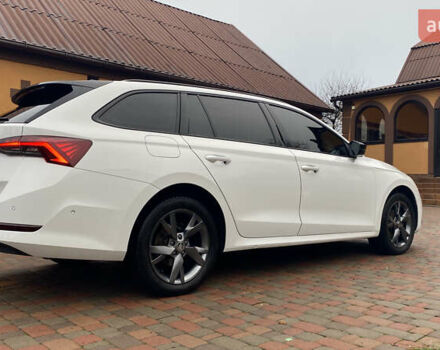 Белый Шкода Октавия, объемом двигателя 2 л и пробегом 78 тыс. км за 29200 $, фото 4 на Automoto.ua