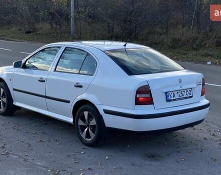 Белый Шкода Октавия, объемом двигателя 1.78 л и пробегом 244 тыс. км за 3000 $, фото 3 на Automoto.ua