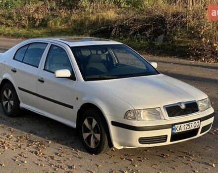 Белый Шкода Октавия, объемом двигателя 1.78 л и пробегом 244 тыс. км за 3000 $, фото 9 на Automoto.ua