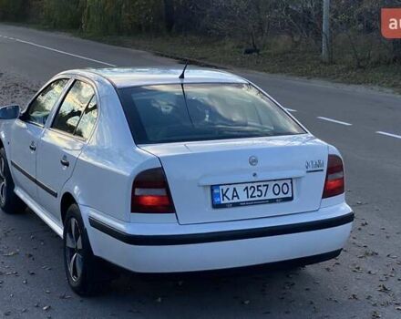 Белый Шкода Октавия, объемом двигателя 1.78 л и пробегом 244 тыс. км за 3000 $, фото 5 на Automoto.ua