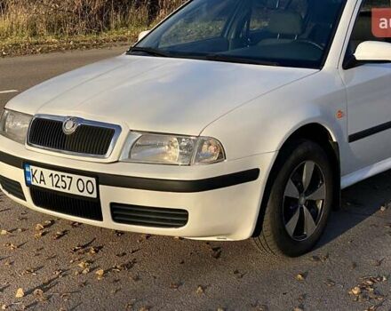 Белый Шкода Октавия, объемом двигателя 1.78 л и пробегом 244 тыс. км за 3000 $, фото 11 на Automoto.ua