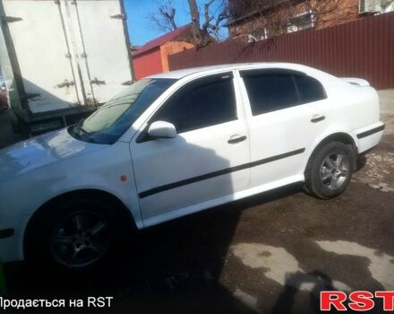 Белый Шкода Октавия, объемом двигателя 18 л и пробегом 0 тыс. км за 3900 $, фото 2 на Automoto.ua