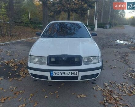 Белый Шкода Октавия, объемом двигателя 1.6 л и пробегом 350 тыс. км за 2900 $, фото 5 на Automoto.ua