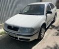 Белый Шкода Октавия, объемом двигателя 1.6 л и пробегом 273 тыс. км за 4100 $, фото 1 на Automoto.ua