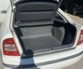 Белый Шкода Октавия, объемом двигателя 1.6 л и пробегом 273 тыс. км за 4100 $, фото 8 на Automoto.ua