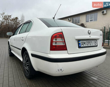 Белый Шкода Октавия, объемом двигателя 1.6 л и пробегом 303 тыс. км за 3950 $, фото 20 на Automoto.ua