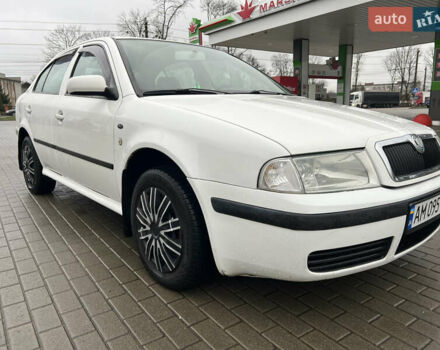 Белый Шкода Октавия, объемом двигателя 1.6 л и пробегом 303 тыс. км за 3950 $, фото 34 на Automoto.ua