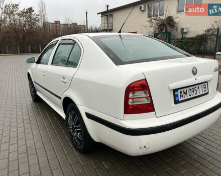 Белый Шкода Октавия, объемом двигателя 1.6 л и пробегом 303 тыс. км за 3950 $, фото 30 на Automoto.ua
