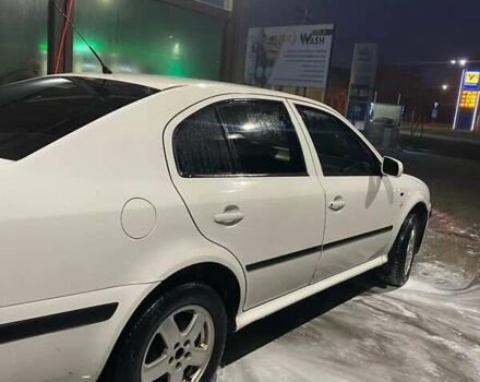 Белый Шкода Октавия, объемом двигателя 1.6 л и пробегом 349 тыс. км за 3500 $, фото 2 на Automoto.ua