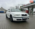 Белый Шкода Октавия, объемом двигателя 1.6 л и пробегом 303 тыс. км за 3950 $, фото 10 на Automoto.ua