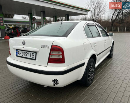 Белый Шкода Октавия, объемом двигателя 1.6 л и пробегом 303 тыс. км за 3950 $, фото 32 на Automoto.ua