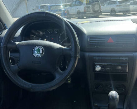 Білий Шкода Октавія, об'ємом двигуна 1.6 л та пробігом 258 тис. км за 4100 $, фото 11 на Automoto.ua