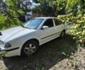 Белый Шкода Октавия, объемом двигателя 1.6 л и пробегом 290 тыс. км за 2700 $, фото 1 на Automoto.ua