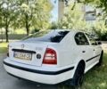 Белый Шкода Октавия, объемом двигателя 1.9 л и пробегом 336 тыс. км за 2300 $, фото 2 на Automoto.ua