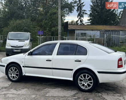 Белый Шкода Октавия, объемом двигателя 1.6 л и пробегом 333 тыс. км за 2200 $, фото 6 на Automoto.ua