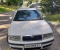 Белый Шкода Октавия, объемом двигателя 1.6 л и пробегом 400 тыс. км за 4500 $, фото 1 на Automoto.ua