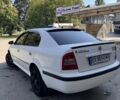 Белый Шкода Октавия, объемом двигателя 1.8 л и пробегом 272 тыс. км за 4000 $, фото 11 на Automoto.ua