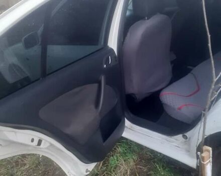 Белый Шкода Октавия, объемом двигателя 1.8 л и пробегом 275 тыс. км за 3300 $, фото 9 на Automoto.ua