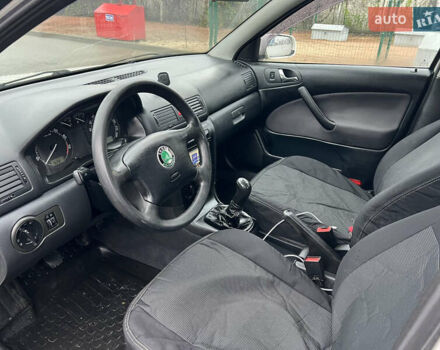 Белый Шкода Октавия, объемом двигателя 1.6 л и пробегом 303 тыс. км за 3950 $, фото 22 на Automoto.ua