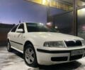 Белый Шкода Октавия, объемом двигателя 1.6 л и пробегом 349 тыс. км за 2500 $, фото 1 на Automoto.ua