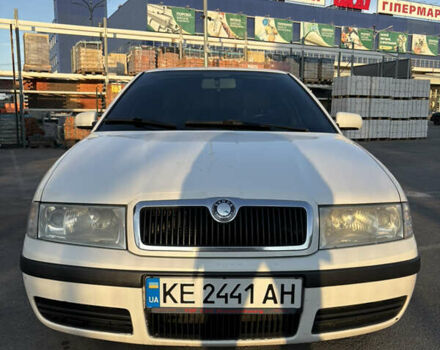 Белый Шкода Октавия, объемом двигателя 1.9 л и пробегом 313 тыс. км за 5500 $, фото 1 на Automoto.ua