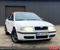 Белый Шкода Октавия, объемом двигателя 1.6 л и пробегом 311 тыс. км за 4300 $, фото 1 на Automoto.ua