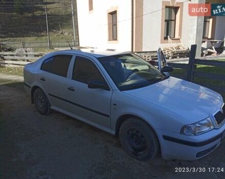 Білий Шкода Октавія, об'ємом двигуна 1.9 л та пробігом 297 тис. км за 3200 $, фото 5 на Automoto.ua