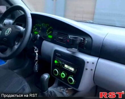 Белый Шкода Октавия, объемом двигателя 1.6 л и пробегом 311 тыс. км за 4300 $, фото 6 на Automoto.ua