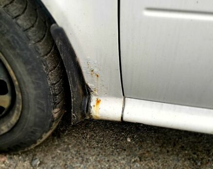 Белый Шкода Октавия, объемом двигателя 1.6 л и пробегом 254 тыс. км за 3200 $, фото 2 на Automoto.ua