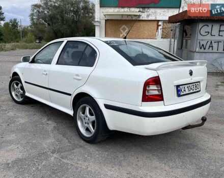 Білий Шкода Октавія, об'ємом двигуна 1.8 л та пробігом 420 тис. км за 4500 $, фото 2 на Automoto.ua
