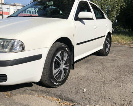 Белый Шкода Октавия, объемом двигателя 1.6 л и пробегом 220 тыс. км за 4500 $, фото 26 на Automoto.ua