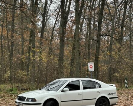 Белый Шкода Октавия, объемом двигателя 1.8 л и пробегом 395 тыс. км за 5500 $, фото 2 на Automoto.ua