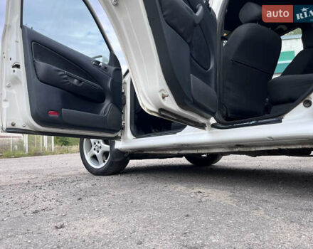 Білий Шкода Октавія, об'ємом двигуна 1.8 л та пробігом 420 тис. км за 4500 $, фото 10 на Automoto.ua