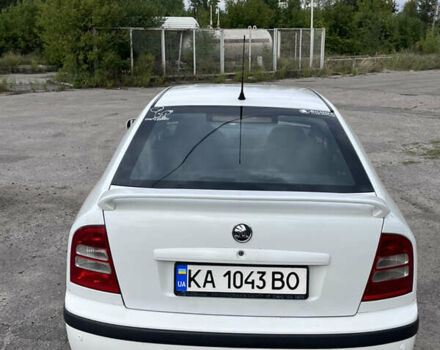 Білий Шкода Октавія, об'ємом двигуна 1.8 л та пробігом 420 тис. км за 4500 $, фото 3 на Automoto.ua