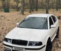 Белый Шкода Октавия, объемом двигателя 1.8 л и пробегом 395 тыс. км за 5500 $, фото 1 на Automoto.ua