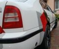 Білий Шкода Октавія, об'ємом двигуна 1.6 л та пробігом 257 тис. км за 3999 $, фото 7 на Automoto.ua